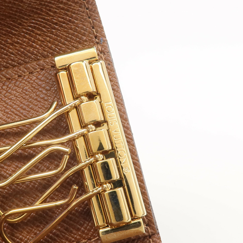LOUIS VUITTON Monogram Key Holder金扣鎖匙包-11