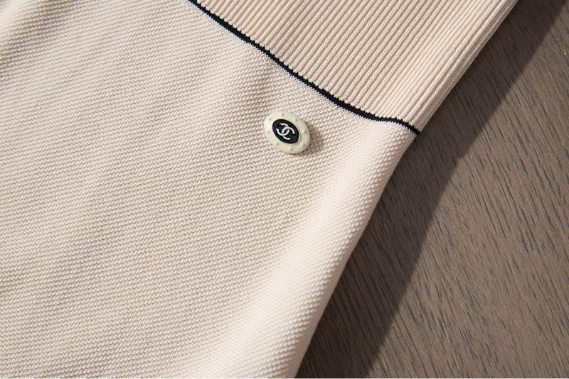 ❤️ Chanel 杏色黑線條針織長洋裝-3