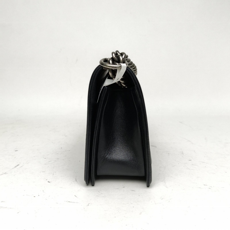 CHANEL Leboy中號黑色羊皮23開銀扣菱格紋-1