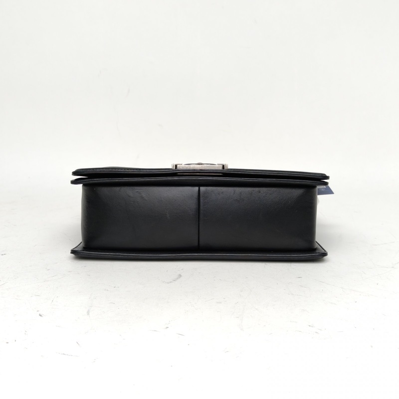 CHANEL Leboy中號黑色羊皮23開銀扣菱格紋-3