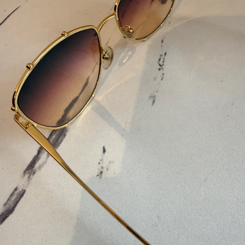 Lv墨鏡🕶️細節滿分-5