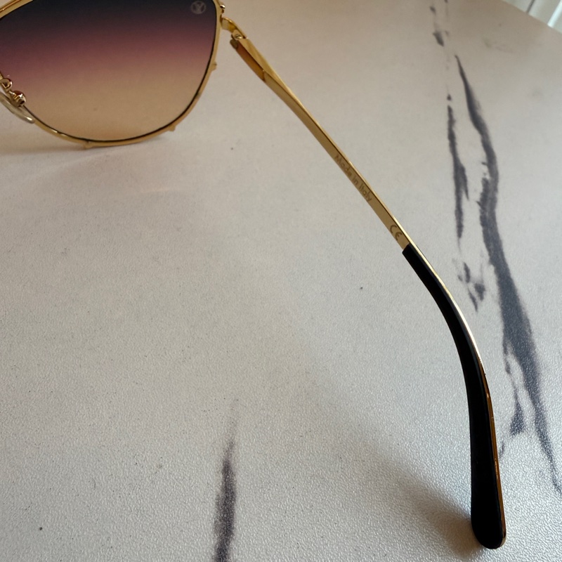 Lv墨鏡🕶️細節滿分-6