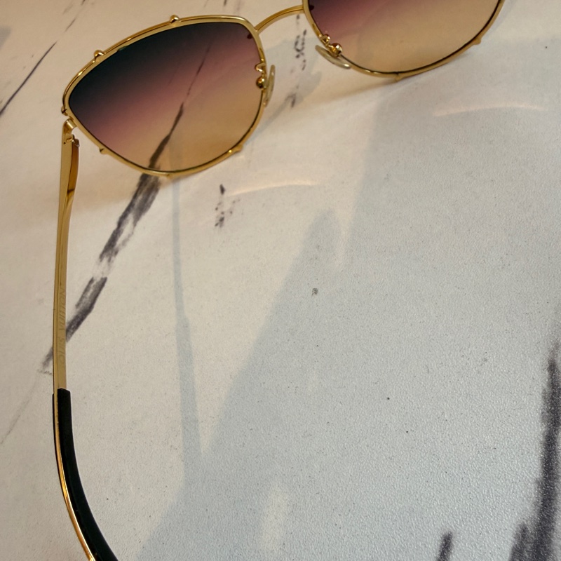 Lv墨鏡🕶️細節滿分-7