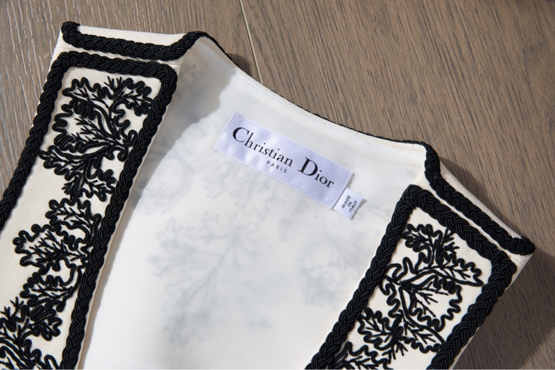 ❤️Dior 超重工米白色刺繡花紋背心馬甲-1