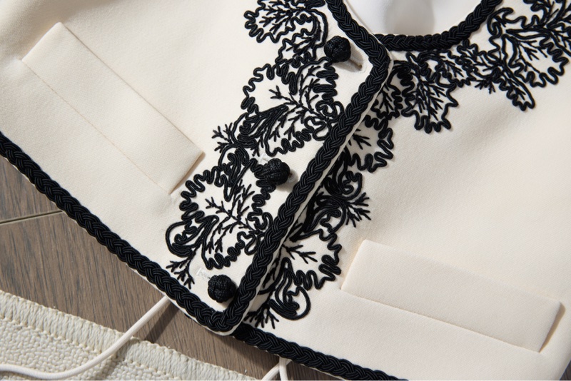 ❤️Dior 超重工米白色刺繡花紋背心馬甲-2