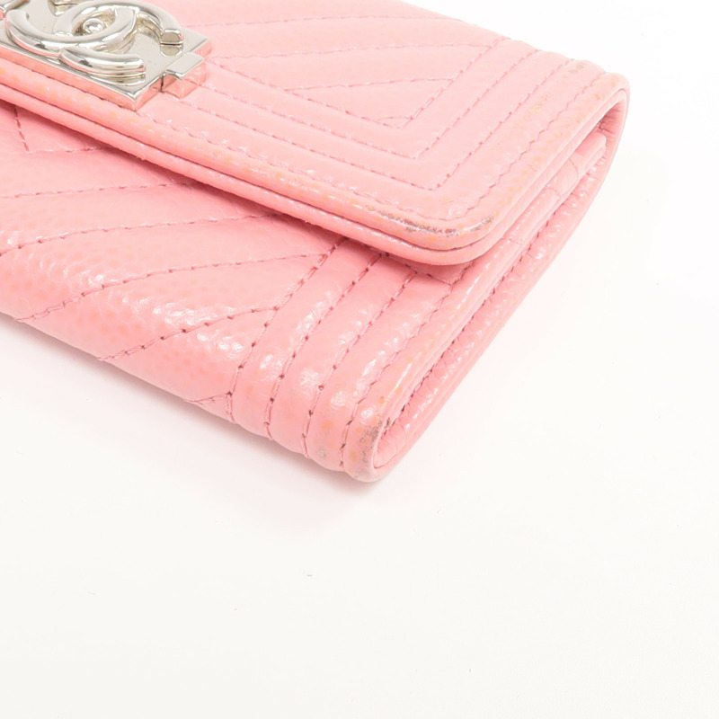 CHANEL 牛皮皮革Boy Card Case銀扣卡片套-6