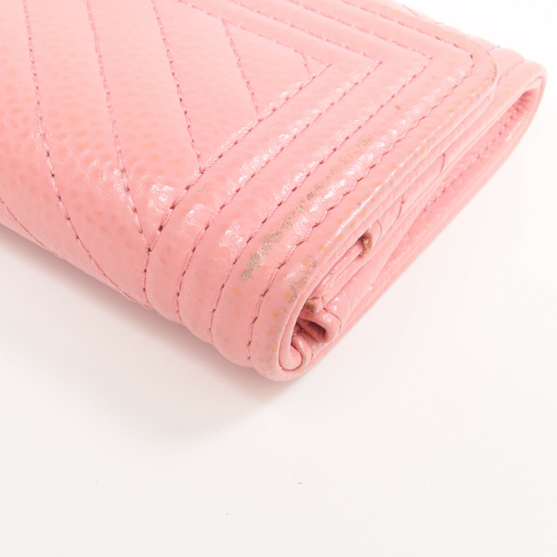 CHANEL 牛皮皮革Boy Card Case銀扣卡片套-9