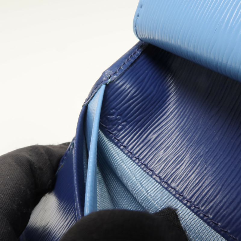 PRADA 牛皮皮革Wallet金扣長錢包-9