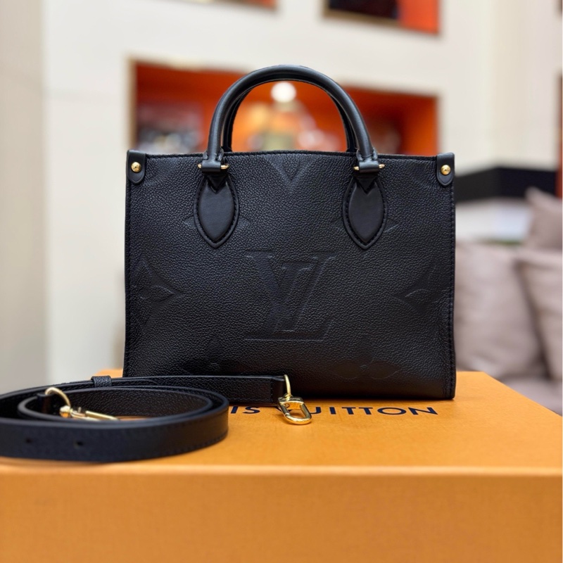 Lv 路易威登 黑色 全皮 onthego小號-0