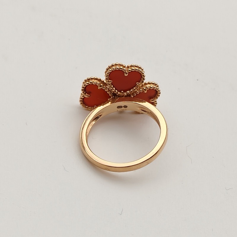 VAN CLEEF&ARPELS 18K玫瑰金紅玉髓SweetAlhambraEffeuillage愛心花瓣戒指50-3