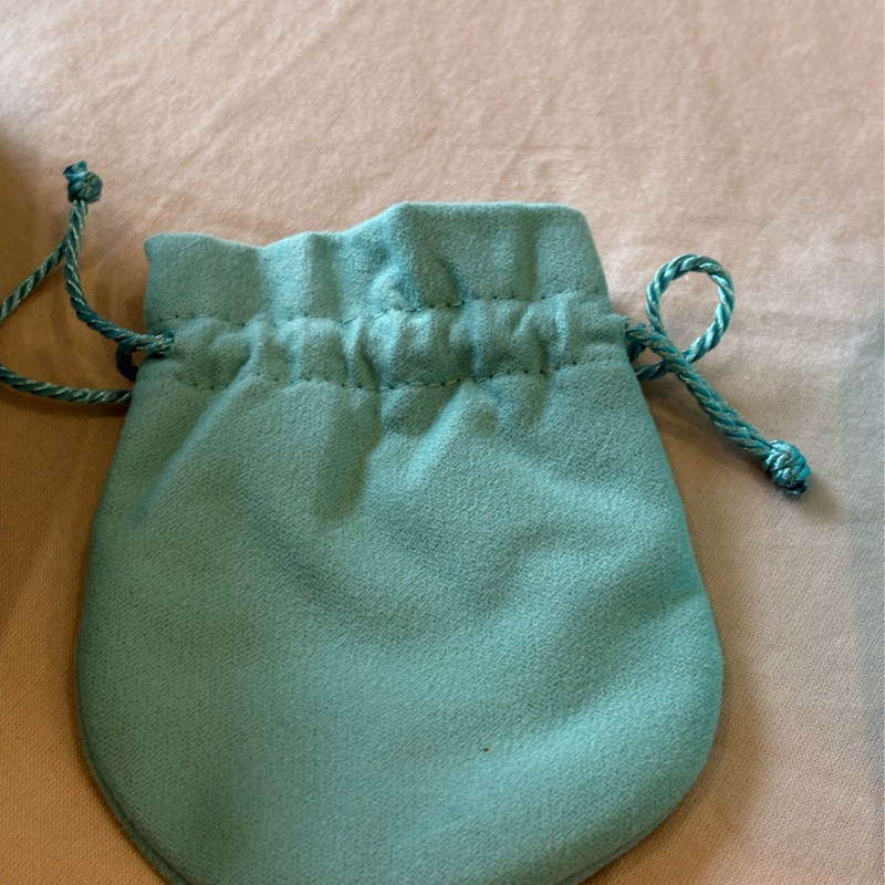 Tiffany & Co. T Wire 18K白金 鑽石與綠松石 線圈手鐲 Tiffany & Co. T Wire Turquoise and Diamond Bracelet in 18k White Gold-2