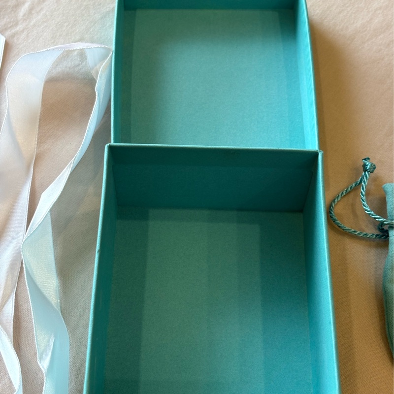 Tiffany & Co. T Wire 18K白金 鑽石與綠松石 線圈手鐲 Tiffany & Co. T Wire Turquoise and Diamond Bracelet in 18k White Gold-5