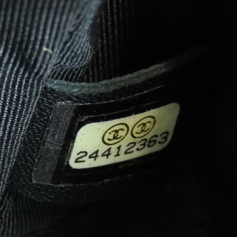 香奈兒 V 形縫線金色五金兩用單肩背包,羊皮,女士。-6