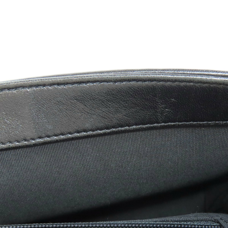 香奈兒 V 形縫線金色五金兩用單肩背包,羊皮,女士。-9