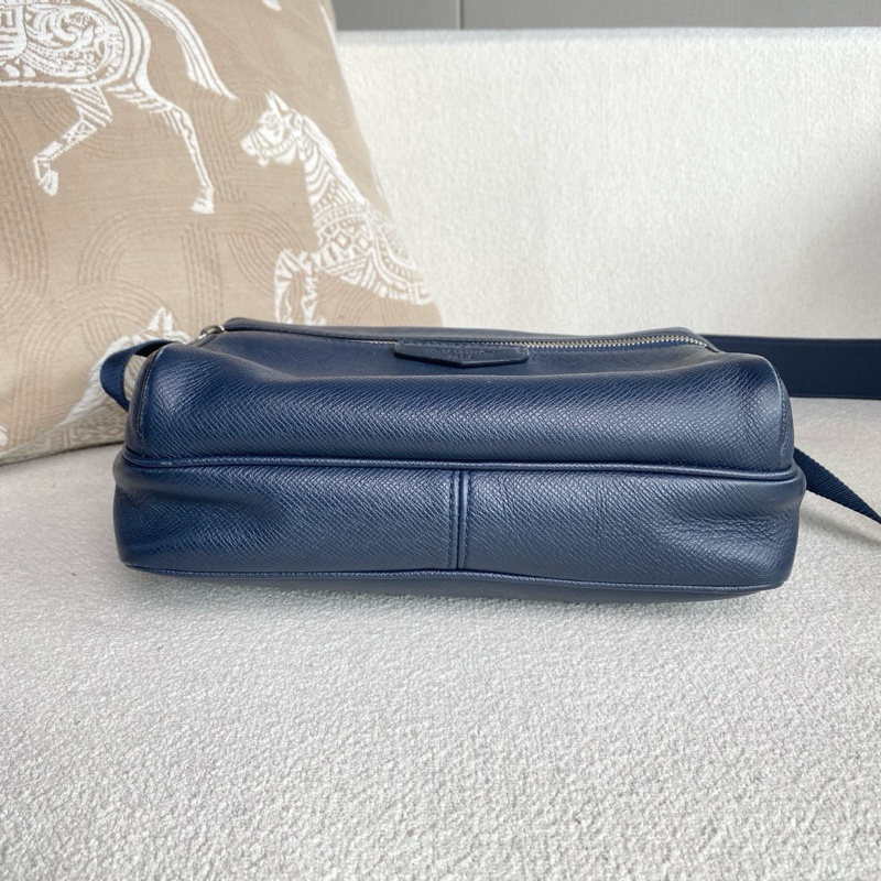 LV outdoor男裝郵差包深藍色牛皮-11