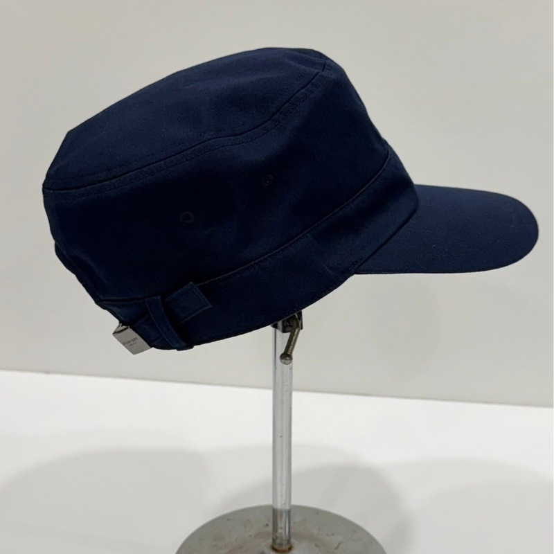 BURBERRY GOLF 深藍字母軍帽-3