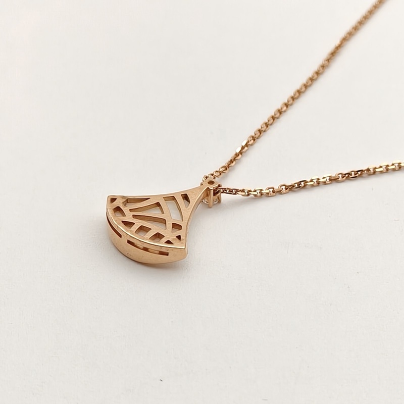 BVLGARI DIVASDREAM白母貝小扇子項鏈18K玫瑰金/鑽石/白貝母-2