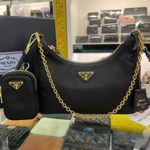 東區正精品㊣ PRADA 1BH204 hobo 2005黑色尼龍三角牌金鍊帆布背帶三合一零錢包手提斜背肩背兩用包腋下包 RZ6351-0