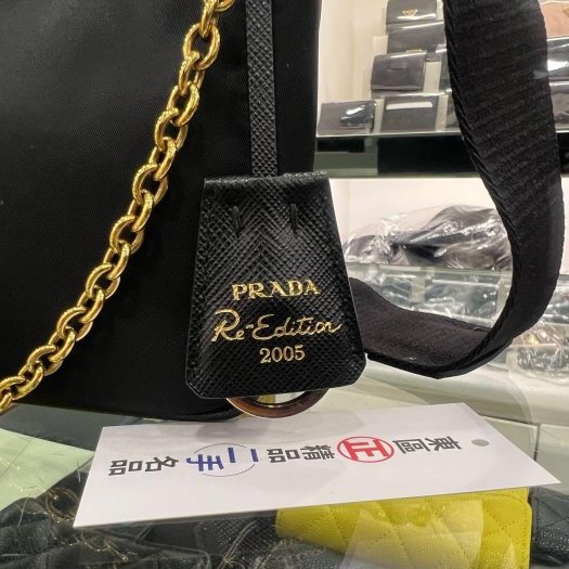 東區正精品㊣ PRADA 1BH204 hobo 2005黑色尼龍三角牌金鍊帆布背帶三合一零錢包手提斜背肩背兩用包腋下包 RZ6351-2