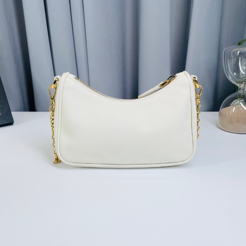 Sz zxn專櫃價4.1折！Prada 普拉達 白色mini十字紋牛皮腋下包 配有一個鏈條可單肩可手提包，經典必入，輕便能裝-3