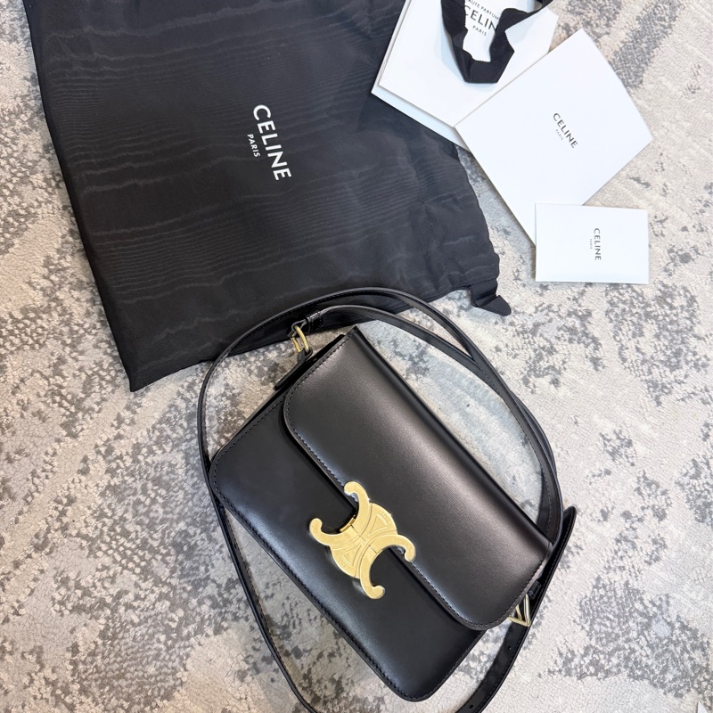 台灣專櫃💯Celine思琳 Teen Triomphe 經典牛皮 凱旋門 BOX黑金 方包 豆腐包/斜背包/肩背包 🉑送禮狀態-0