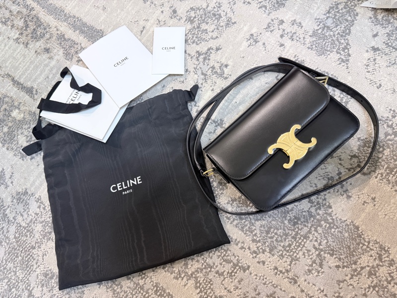 台灣專櫃💯Celine思琳 Teen Triomphe 經典牛皮 凱旋門 BOX黑金 方包 豆腐包/斜背包/肩背包 🉑送禮狀態-5