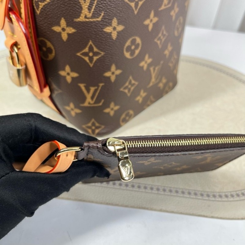 LV路易威登 芯片款 All In BB 棕色老花印花可拆卸拉鍊內袋 Monogram 塗層帆布 單肩手提包-14