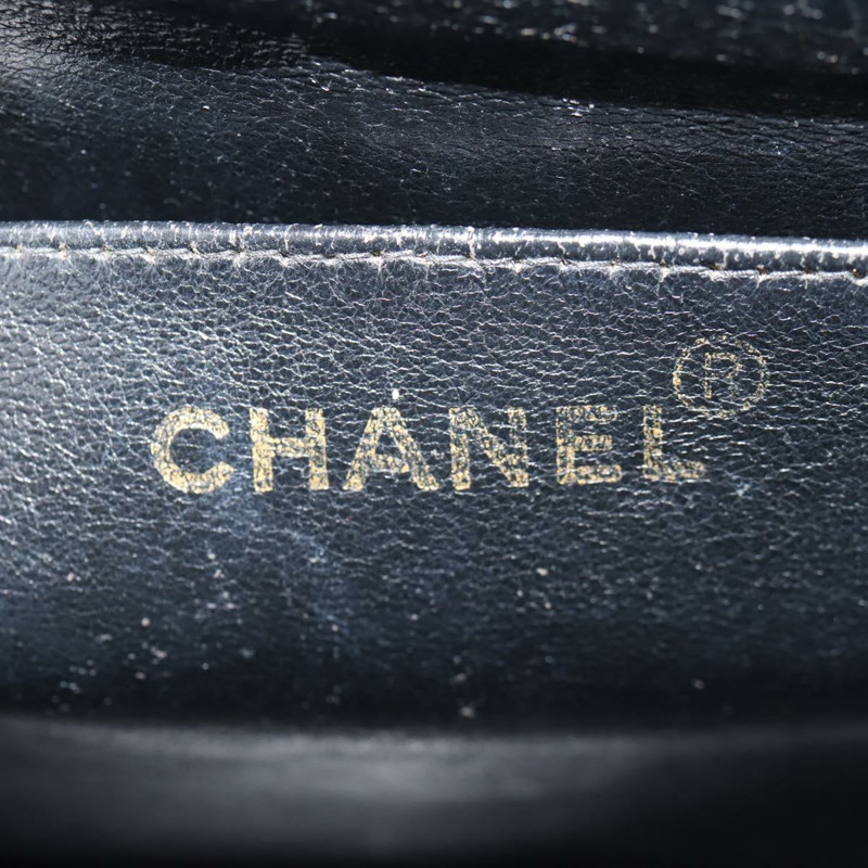 【日本直送】香奈兒 (CHANEL) 菱格紋鏈條肩背包，魚子醬紋皮革，黑色，金色雙C標誌，正品編號 145587AV-19