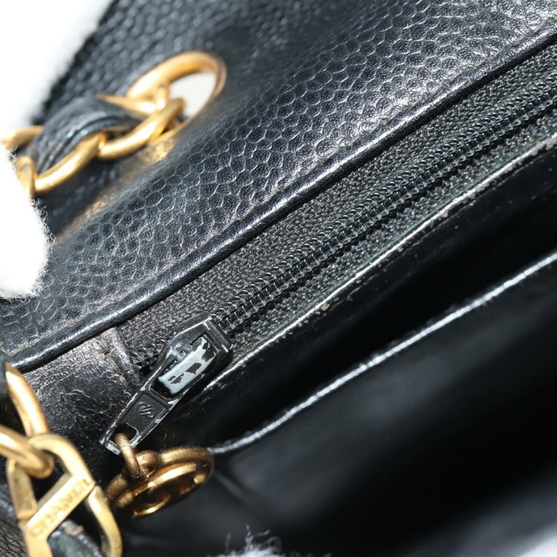 【日本直送】香奈兒 (CHANEL) 菱格紋鏈條肩背包，魚子醬紋皮革，黑色，金色雙C標誌，正品編號 145587AV-24