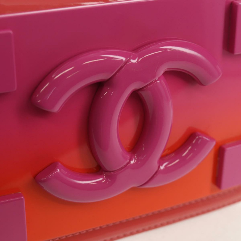 【日本直送】香奈兒樂高男孩鏈單背包琺瑯粉紅銀色雙C標誌正品 152449AV-13