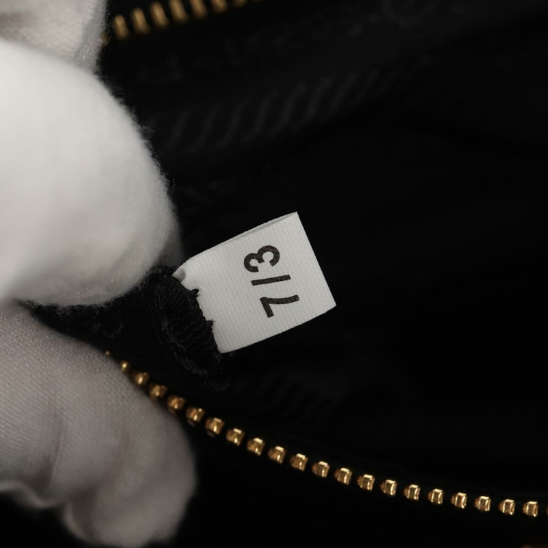 【日本直送】PRADA Bonnie 中型手提包，黑色金色真皮，正品 yk19606M-21