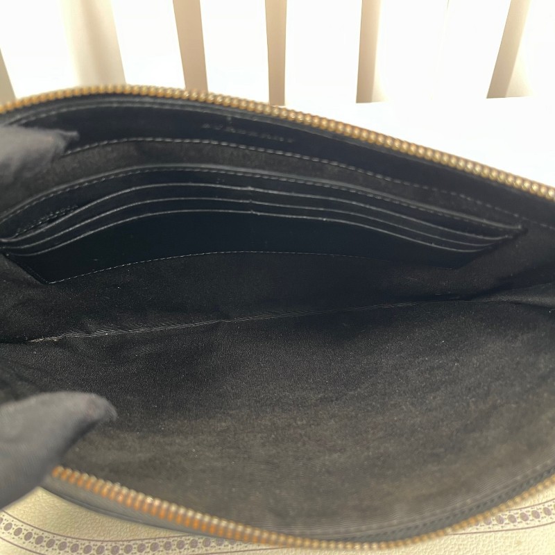 Burberry巴寶莉 黑色格紋手拿包 拉鍊順滑 內裡乾淨 容量大 日常出門、商務都能用 手柄可拆卸-9