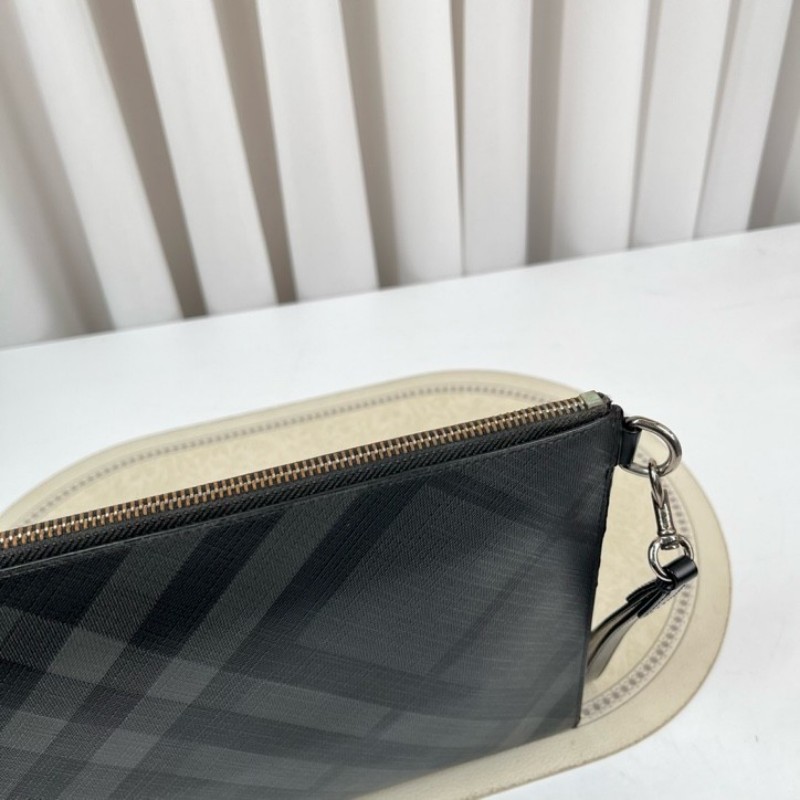 Burberry巴寶莉 黑色格紋手拿包 拉鍊順滑 內裡乾淨 容量大 日常出門、商務都能用 手柄可拆卸-15