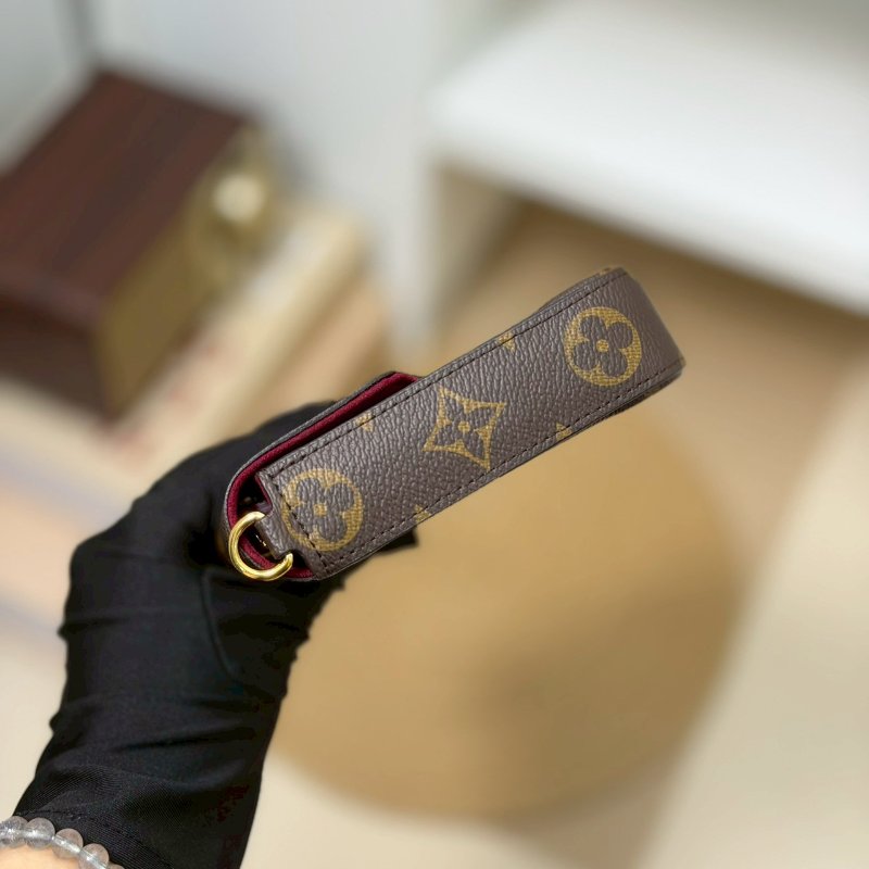 （新款絨質內裡超有質感😍）🏷LV 路易威登．Félicie Pochette 三合一 woc  M81896 新款 芯片款-2