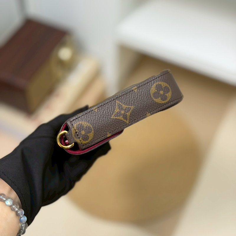 （新款絨質內裡超有質感😍）🏷LV 路易威登．Félicie Pochette 三合一 woc  M81896 新款 芯片款-3