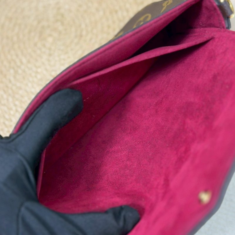 （新款絨質內裡超有質感😍）🏷LV 路易威登．Félicie Pochette 三合一 woc  M81896 新款 芯片款-17