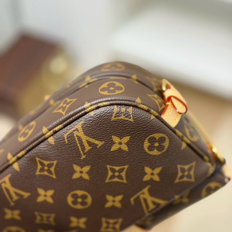 （全新未使用！送禮等級✨）🏷LV 路易威登．Saumur BB 雙子星 M46740 芯片款-7