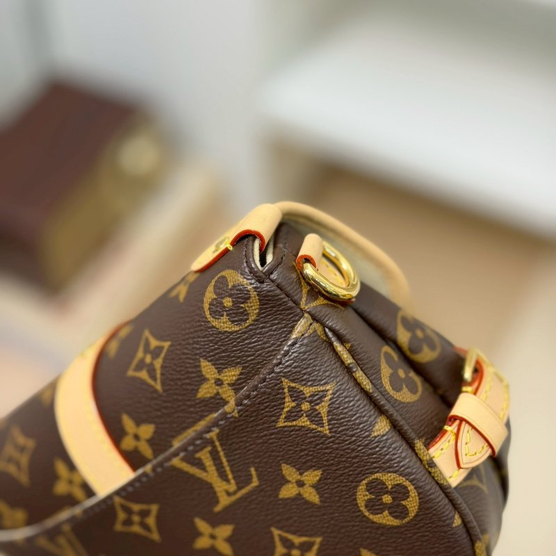 （全新未使用！送禮等級✨）🏷LV 路易威登．Saumur BB 雙子星 M46740 芯片款-11