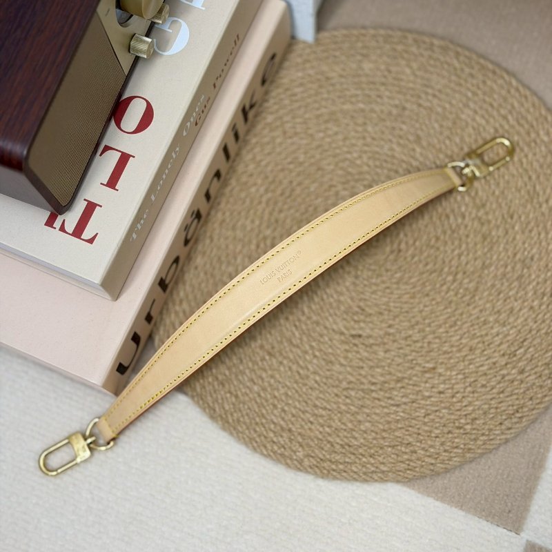 （全新未使用！送禮等級✨）🏷LV 路易威登．Saumur BB 雙子星 M46740 芯片款-18