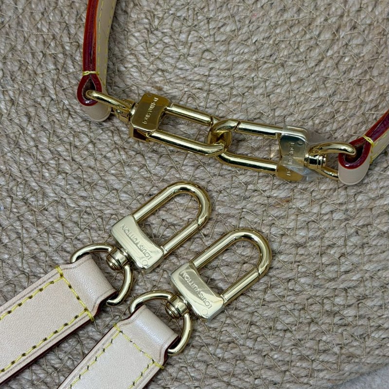 （全新未使用！送禮等級✨）🏷LV 路易威登．Saumur BB 雙子星 M46740 芯片款-22