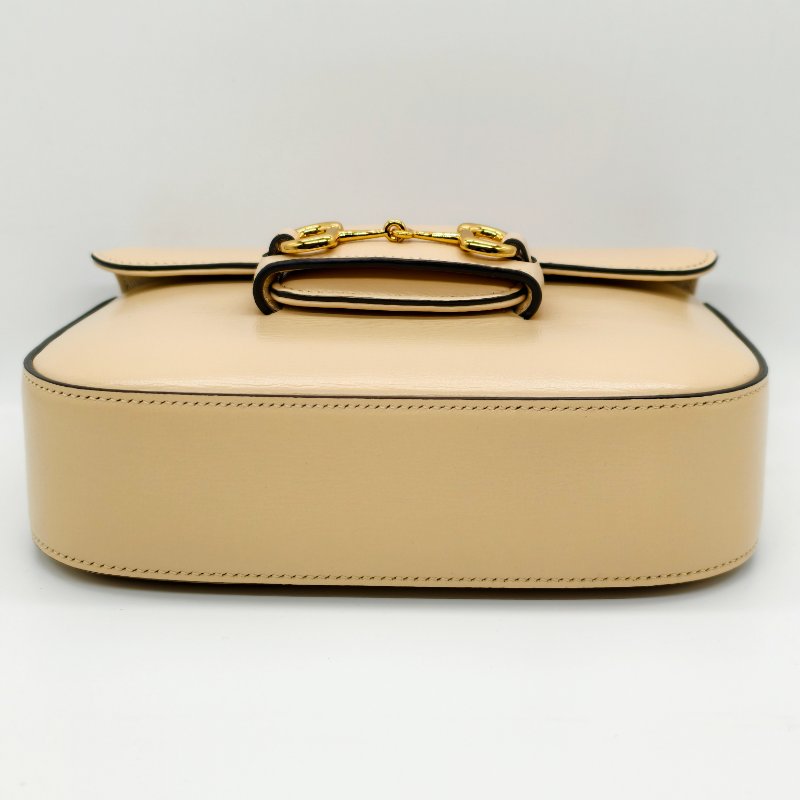 GUCCI 珍奶色Horsebit 1955 small馬鞍包(20*5*15)-10