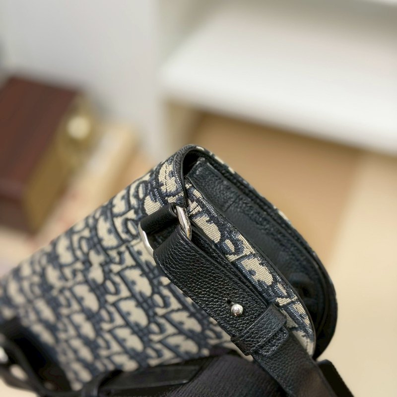 🏷️Dior 迪奧.Saddle 馬鞍郵差包 已絕版/客人寄賣-11