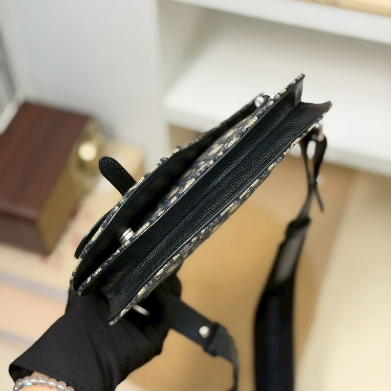 🏷️Dior 迪奧.Saddle 馬鞍郵差包 已絕版/客人寄賣-12