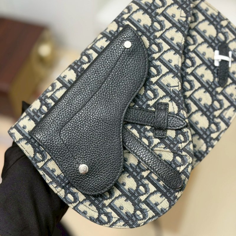 🏷️Dior 迪奧.Saddle 馬鞍郵差包 已絕版/客人寄賣-14