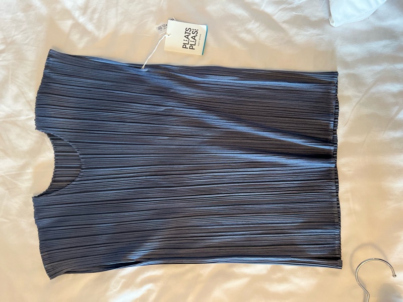 PLEATS PLEASE ISSEY MIYAKE-4