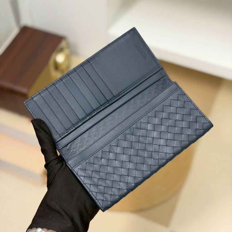 (白菜價🥬超甜秒售價)🏷️BV 葆蝶家.編織翻蓋長夾/客人寄賣-14