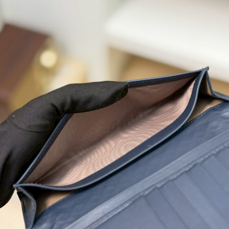 (白菜價🥬超甜秒售價)🏷️BV 葆蝶家.編織翻蓋長夾/客人寄賣-15