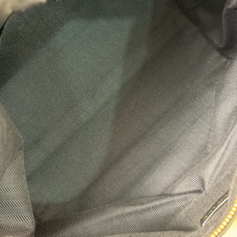 (稀有!黑花真的很美🖤)🏷️Loewe 羅意威.Cubi 飯盒包 中號/客人寄賣-16