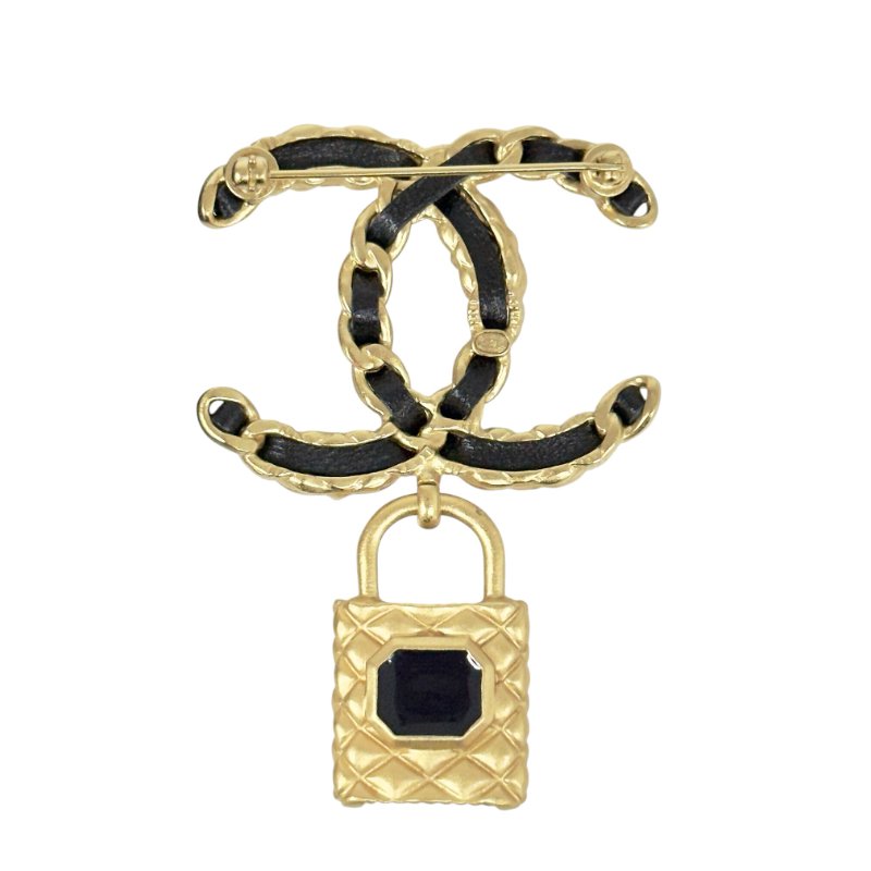 CHANEL CC 水鑽 皮穿鏈 鎖頭吊飾 胸針-6