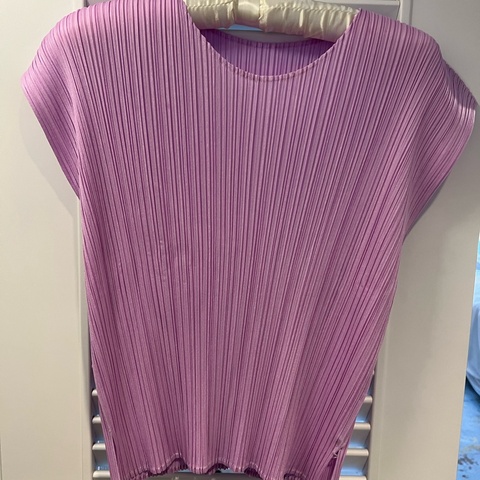 PLEATS PLEASE ISSEY MIYAKE 3號，粉紫色